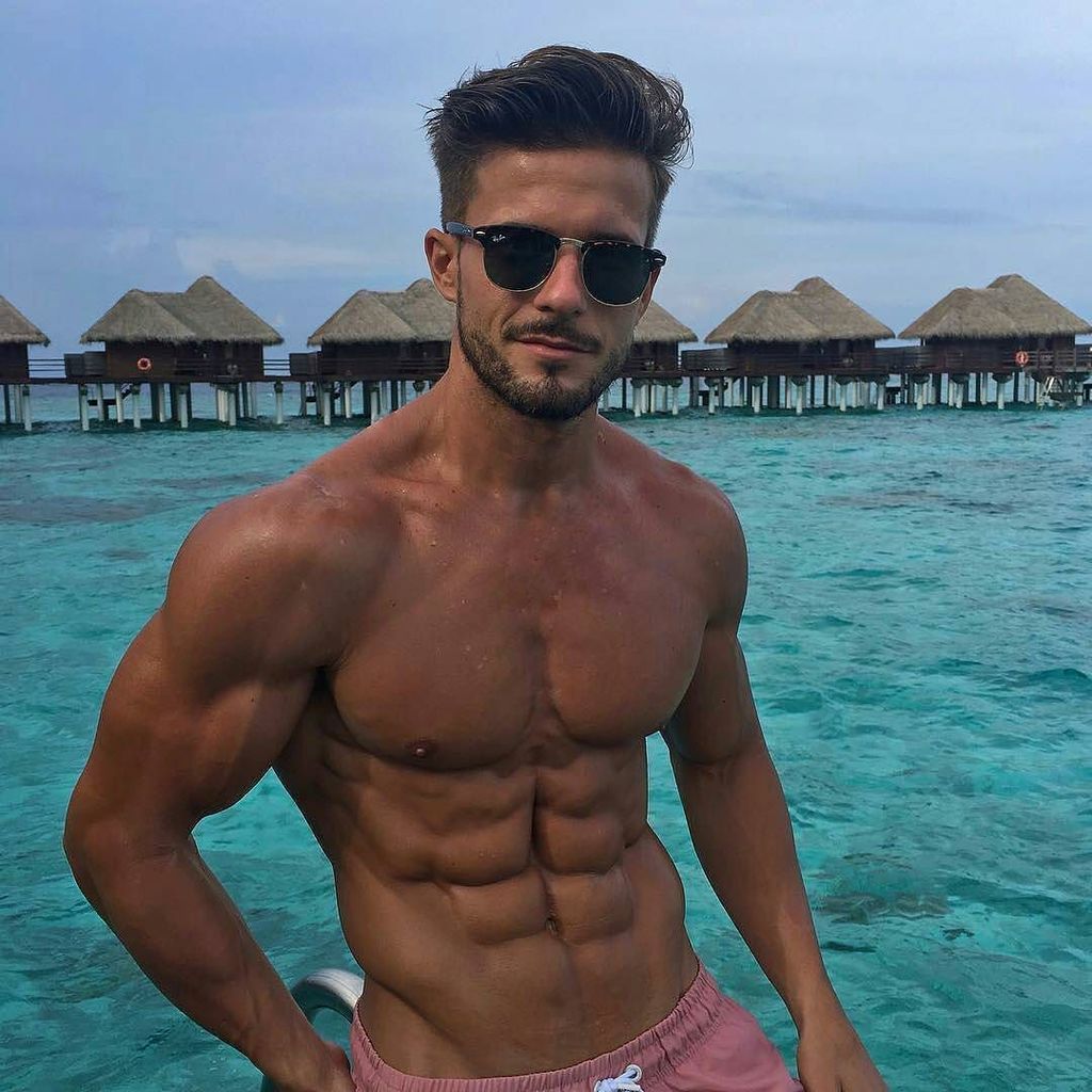 antoniopozofans's tweet photo. #antoniopozo 
#antoniopozofans 
#like4like #likeforlike #gym #muscle #abs #fitness #sixpack #bodybuilding #model #… https://t.co/bZ5Ywjl6Qs https://t.co/OfhtY5Wq9y