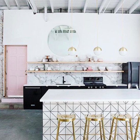 beauleigh_'s tweet photo. Touches of Gold 💛. . . #designdaily #designgoals #designobsessed #cafe #gold #details . . . https://t.co/SL77tCYFqF https://t.co/epU5grUNTi
