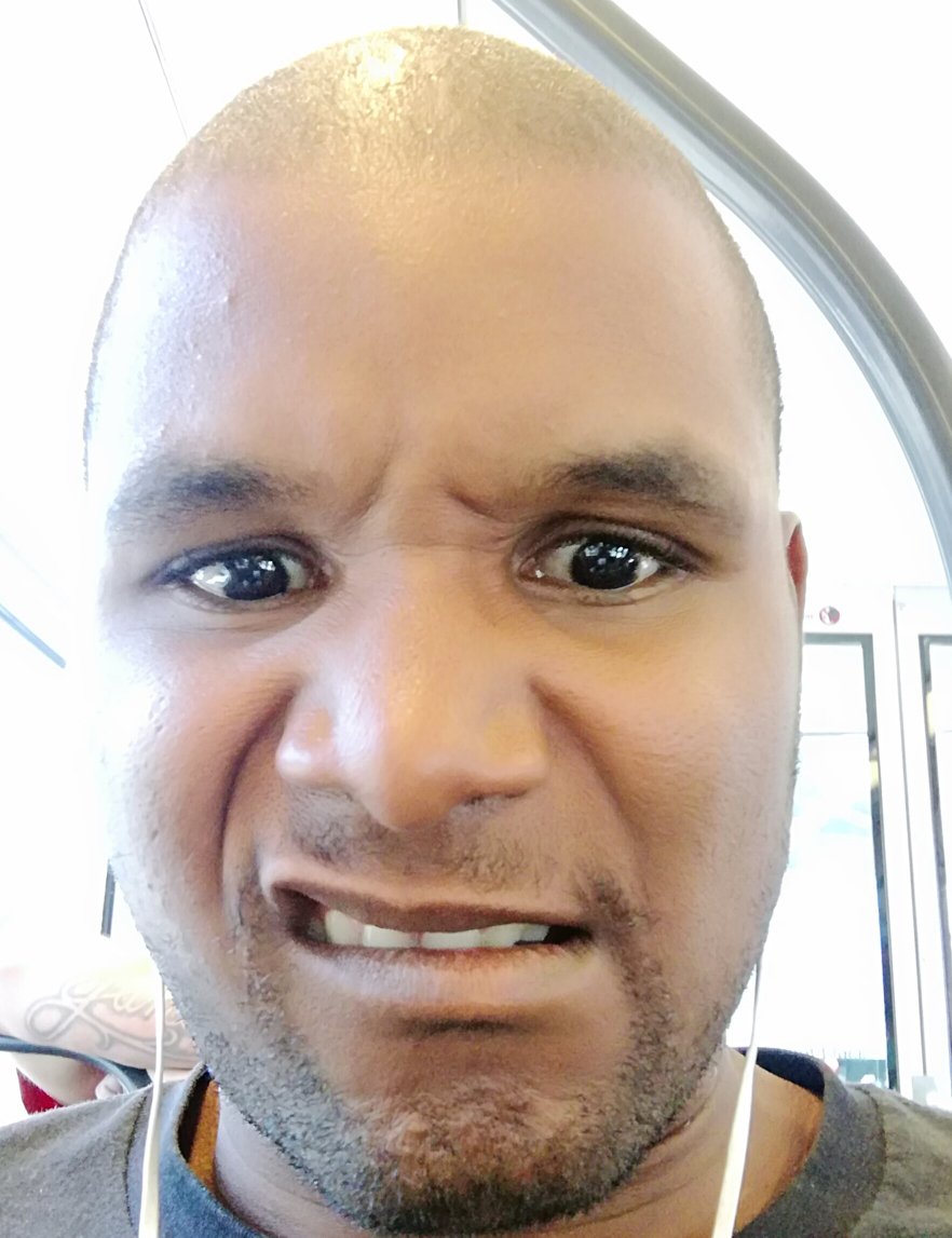 Beer4Urbanites's tweet photo. that look when the beat fire @teambackpack @ambrosia4heads @HipHopDX #hiphop #makehiphopgreatagain  #teambackback #ambrosia4heads #hiphopdx https://t.co/7D98zM4A4K