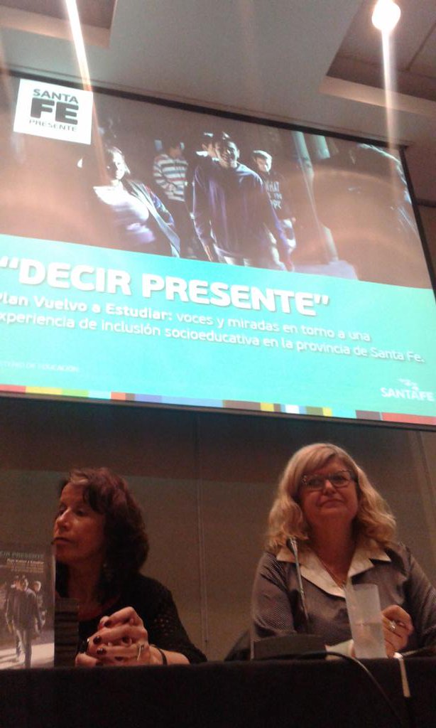 AteneoPopularok's tweet photo. #ahora #vuelvoaestudiar en la @ferialibro https://t.co/pL0llAEjGL