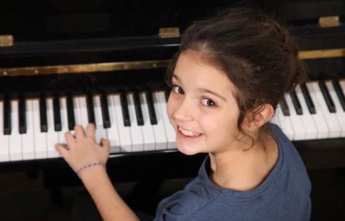 GiveANote's tweet photo. #Music lessons can enhance your child's learning ability well into adulthood. Read more: https://t.co/BRUyMSZnC7 https://t.co/Tx1Y33Iram