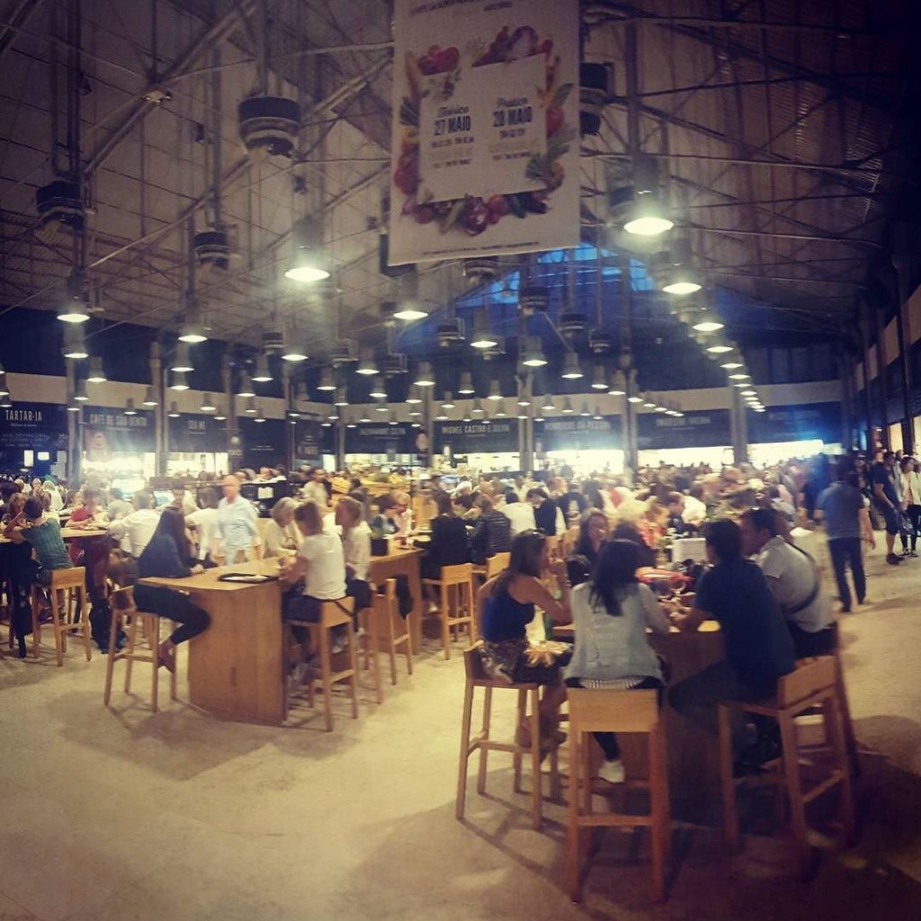 CheskaBennett's tweet photo. 🍽🍷🍽 When food happens to good people. 🍽🍷🍽 #timeout #timeoutlisbon https://t.co/ZoWISGTFeN https://t.co/Hu6G16fNTh