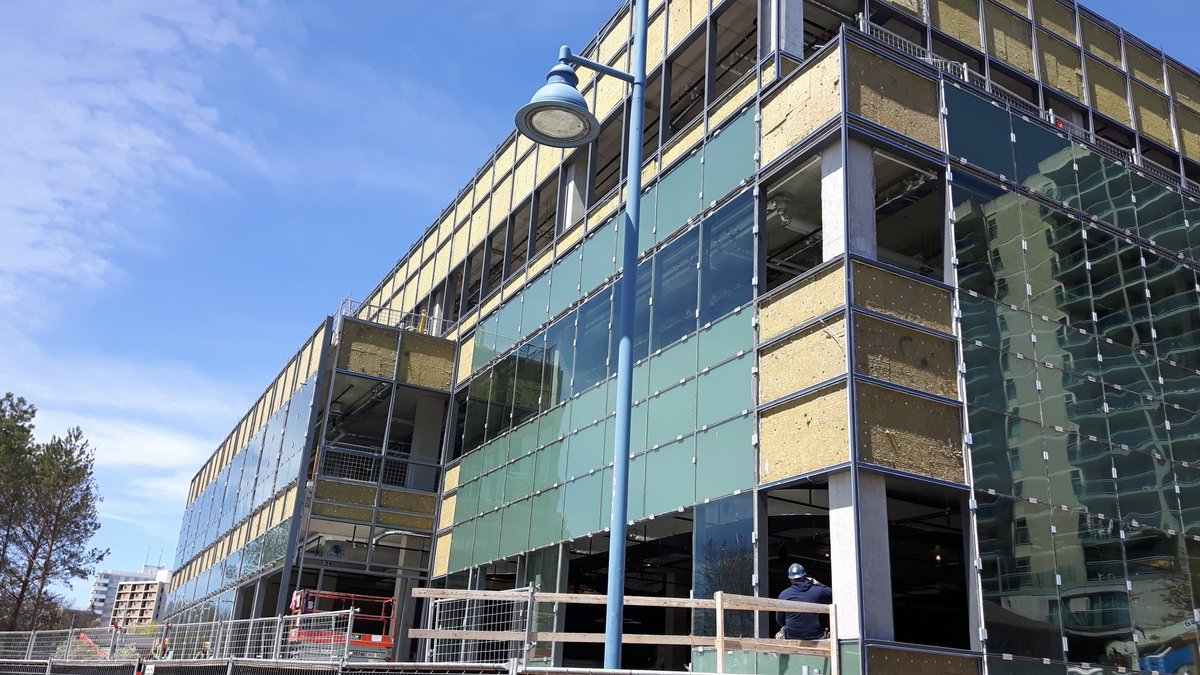 TRAVELOGUE: Touring #PortCredit development sites taking 📷 for presentation to Mineola residents <a href="/Credit_RA/">Credit Reserve</a> annual mtg this Tues nite (1/2)