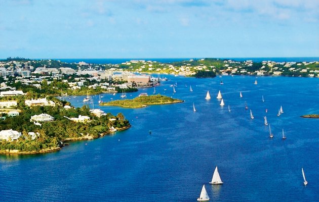 🇧🇲#ACBDA2017
#AmericasCup
#LVACWS
#35thAmericasCup
starts May 26th ;
#sailing 
#foiling
#catamarans
#nauticalportal
ln.is/www.americascu…