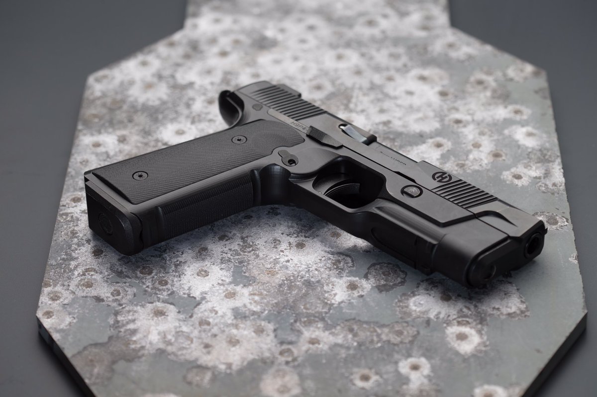 Hudson_MFG's tweet photo. Make freedom ring! #H9 #KeepAdvancing #HudsonMfg https://t.co/CnNPrlHcc8