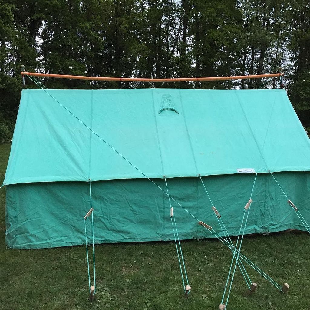 Not bad from my scouts tonight (don't ask about the extra pole!) #scouts #tents #patroltent #iscout #photoaday #ph… ift.tt/2qU1BKB