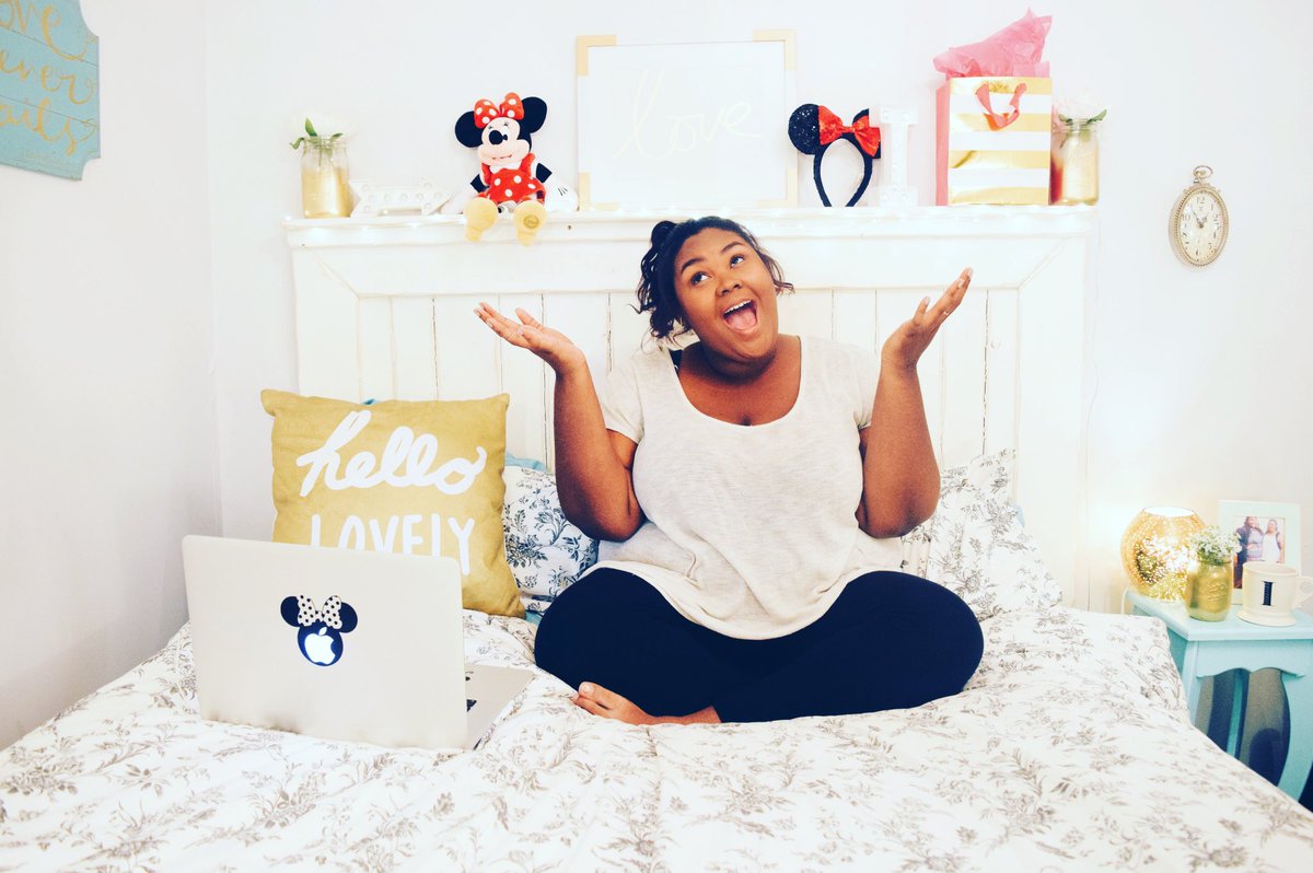 ieishamychelle's tweet photo. So I want to do a Q/A on my YouTube channel! So ASK ME ANYTHING!!!
•
•
•
•
#AskIeishaMychelle #Youtuber #LetsTalk #QuestionsPlease https://t.co/xIraEADKLY