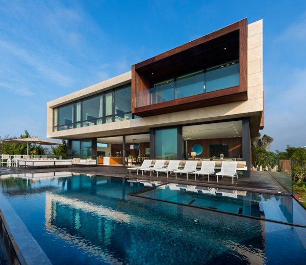 OneKindesign's tweet photo. Contemporary oceanfront property in Sagaponack https://t.co/VOQDjUdxXN https://t.co/YjI4tzjcRB