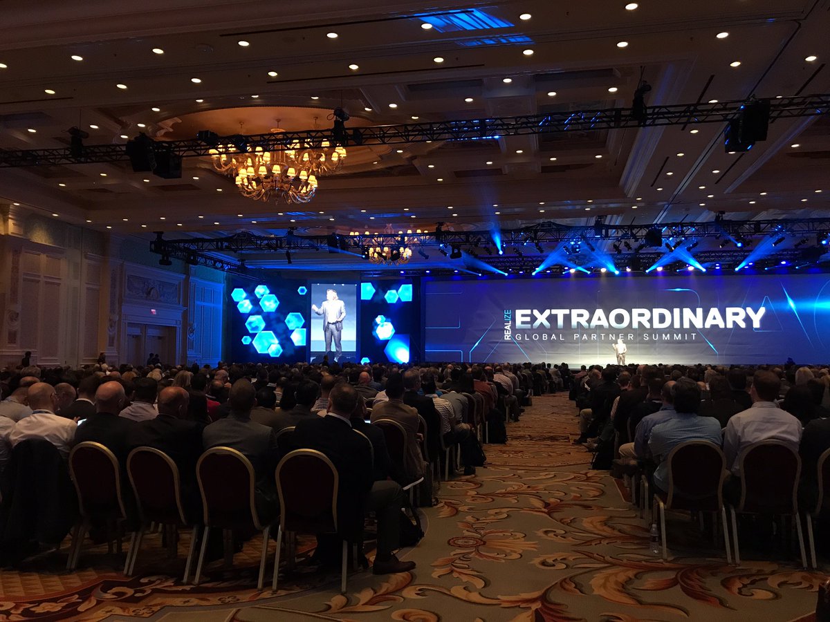 VictoriaWeezna's tweet photo. @Tech_Data Dell Solutions group welcomes partners with open palms...come work with us! #GPS2017 #DellEMCWorld https://t.co/9kWXXk68rU