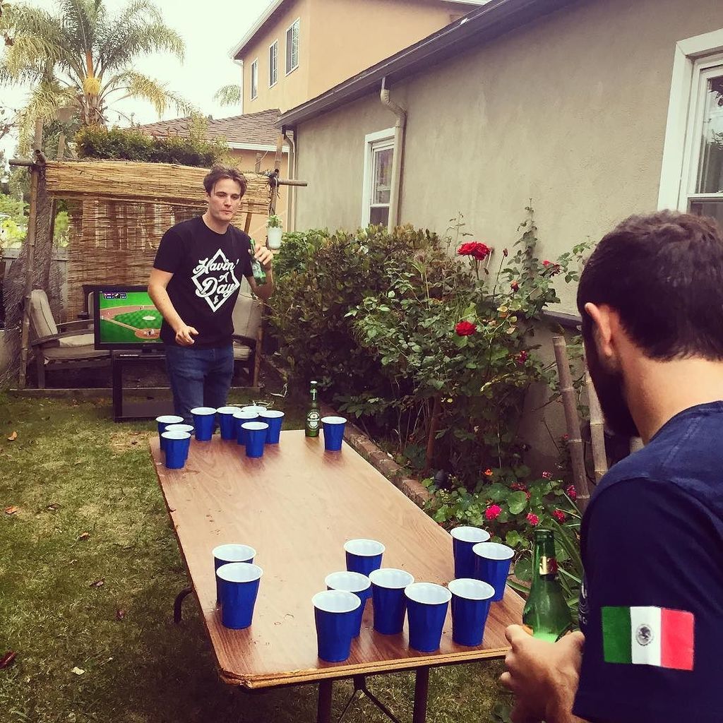 havinaday's tweet photo. Hope everyone had a weekend. Get to our site for discounted shirts. #losangeles #business #havinaday #lifeisgood #highonlife #live #drinkup… https://t.co/l2uTYRIclf