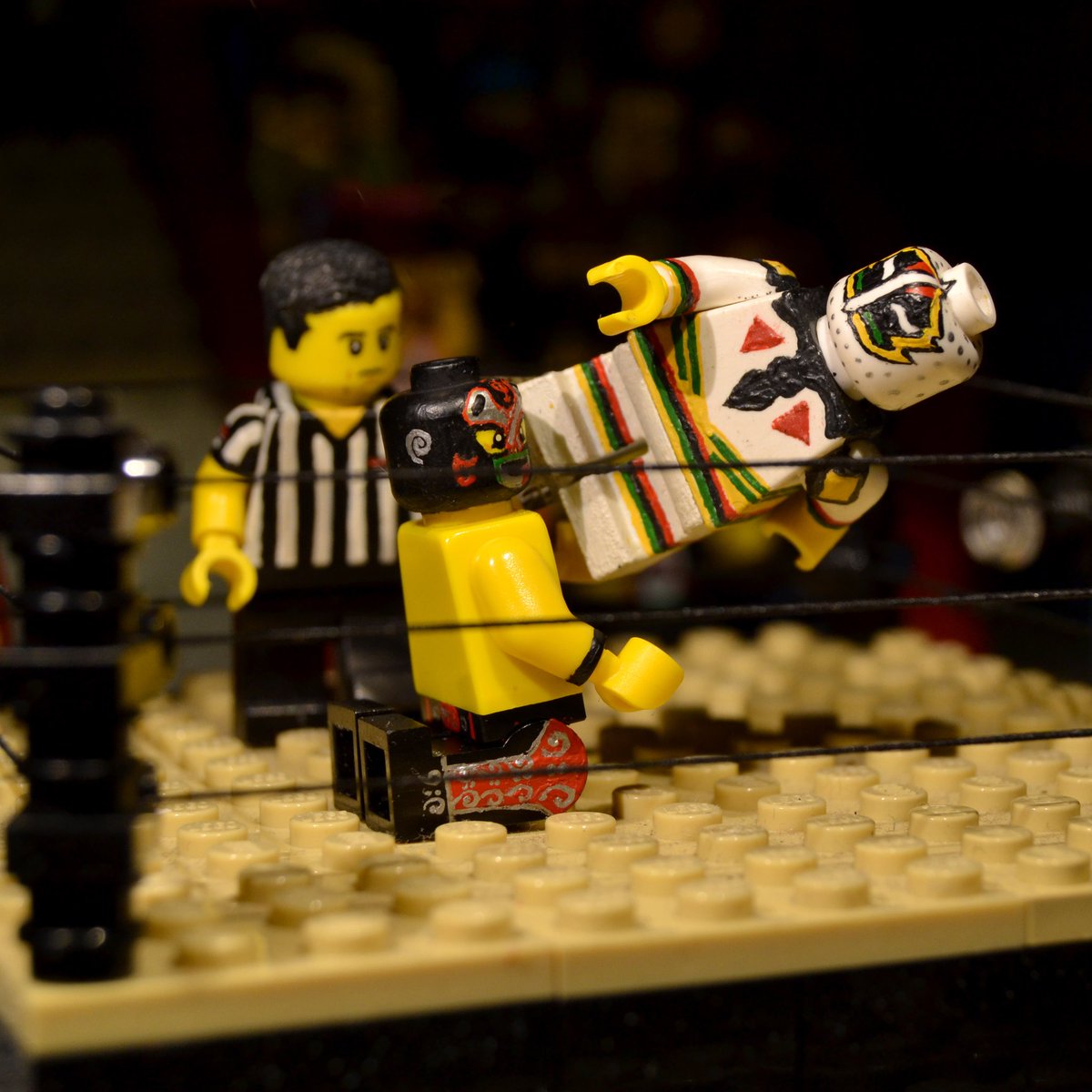 Astrid On Twitter Lego Mascarita Sagrada Kicks Lego El