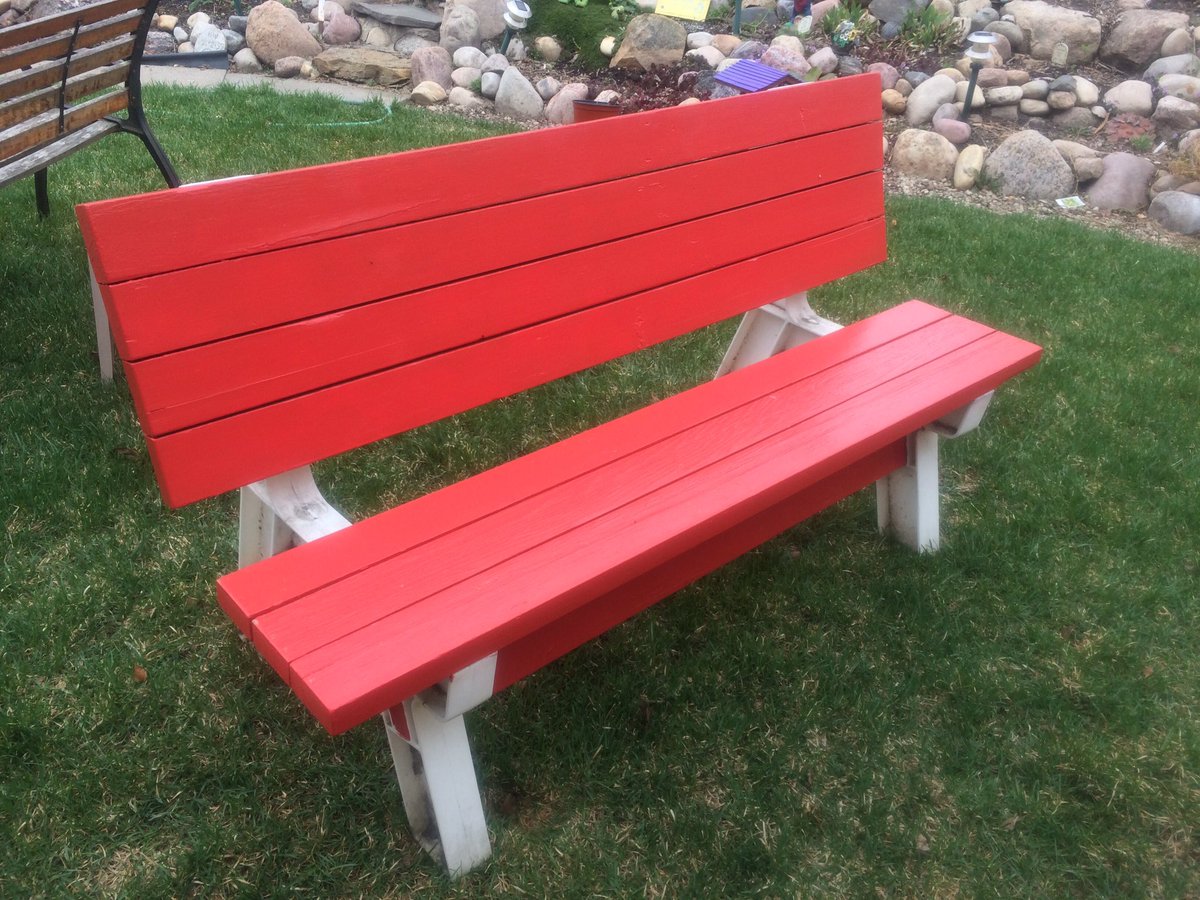 kifehr's tweet image. A touch of paint and this garage sale pick up looks sharp! #gardening #backyardupgrades #gardenchat #fixerupper #yeg