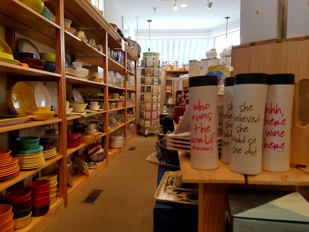gostowe's tweet photo. #Moms run the world, according to @CountryOnMain. https://t.co/nhMQ9er1E5 #mothersday #mainstmonday #shopstowe #gostowe #stowevt #thisisVT https://t.co/4KyFcmnCxr