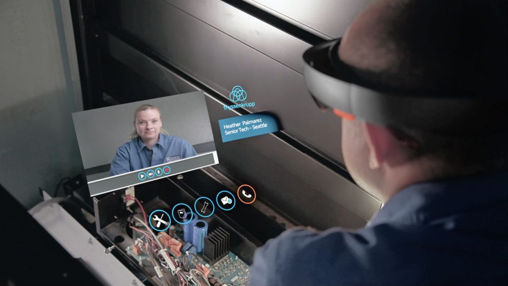 Thinking #VR and #AR will kill smartphones? Well, they aren't dead yet! via <a href="/anshelsag/">Anshel Sag</a>
uploadvr.com/smartphones-ar…
