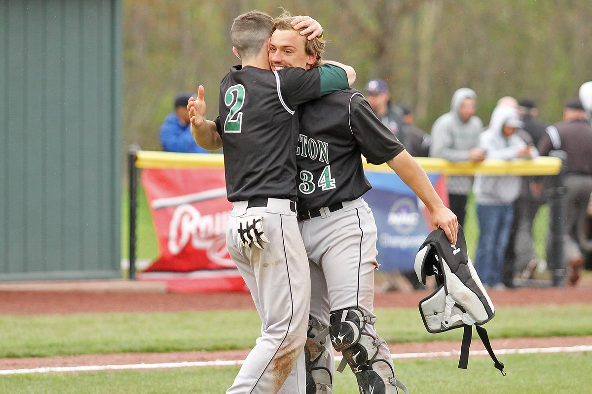 CastletonSports's tweet image. Sights from @CastletonBSB&apos;s 4th straight @nacathletics Championship celebration today! The Spartans are going back to the NCAA Tournament!