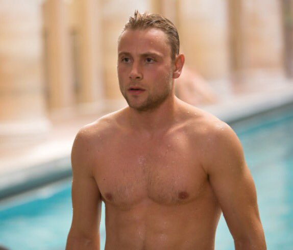 xian2911's tweet photo. Loving the fact that Wolfgang has pretty much been naked all season @sense8 @MaxRiemelt https://t.co/sblLktotVO