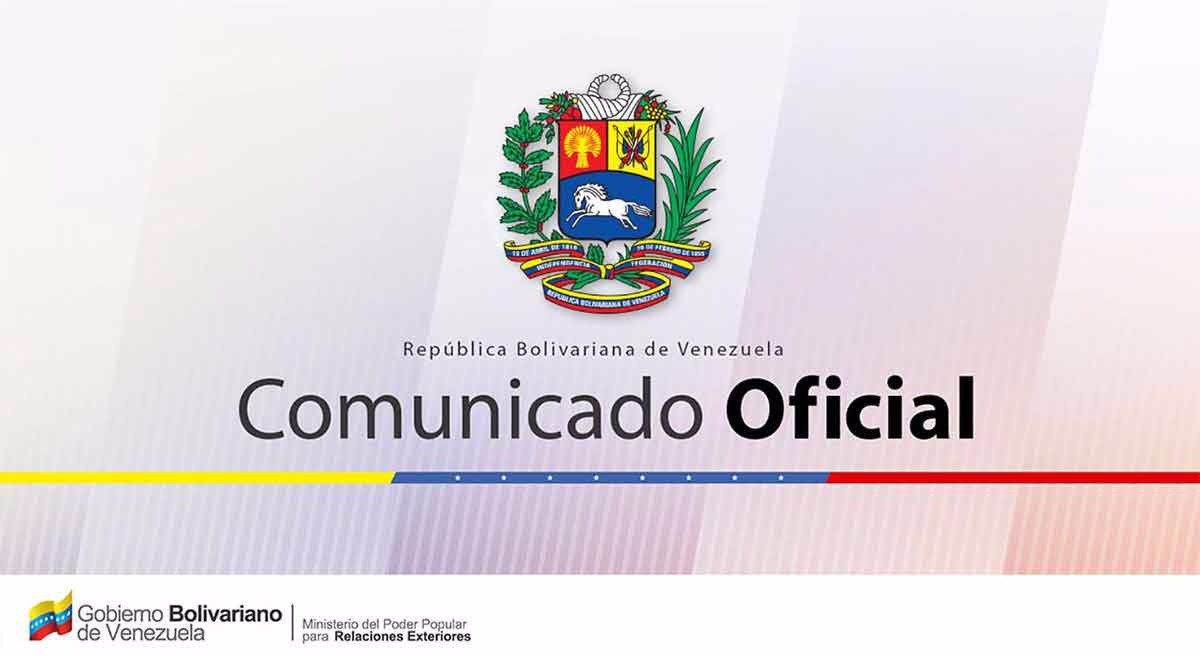 delcyrodriguezv's tweet photo. Venezuela repudia campaña de agresión desde Colombia en contra de sus Instituciones y su Pueblo
https://t.co/v2jK4tavwJ https://t.co/boJk4TUfdL
