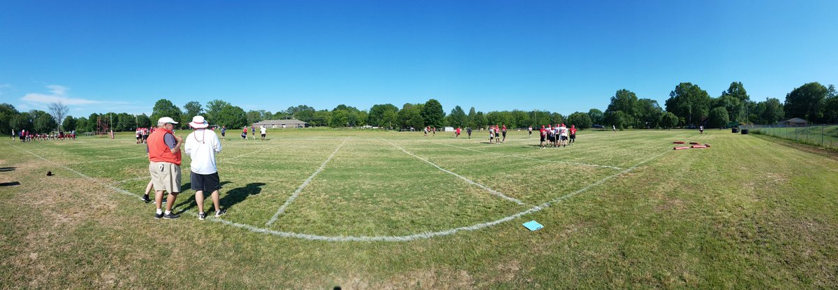 ATCSportsMedB's tweet photo. Day 1 😎 🏈♥ https://t.co/Fv0as5vbCE