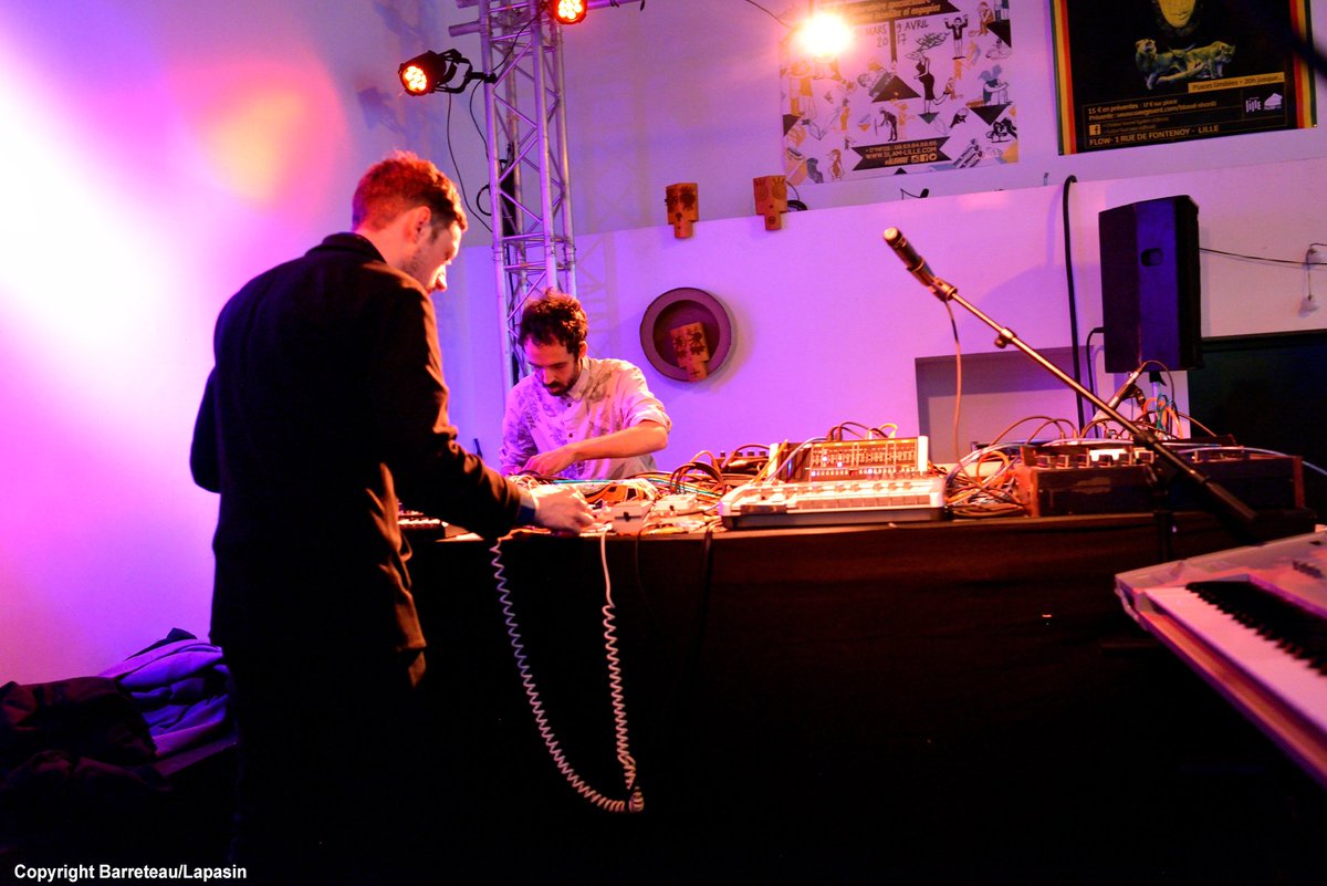 alternativteken's tweet photo. PHOTOS : Pointe du Lac, 30/04/2017 PZZLE Festival #3 (@PZZLE_fest), Maison Folie Moulins (@mfMoulins), Lille (F)
https://t.co/a1waU52ufE https://t.co/w6tiOjvS06