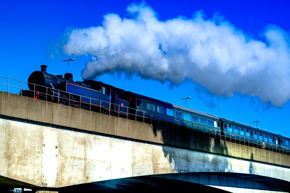 1rodneyharrison's tweet photo. Steam Train @WeatherCee @newslineweather @angie_weather @barrabest @geoff_maskell @DiscoverNI @love_belfast @LoveToHQ @Fujifilm_UK https://t.co/n5jMDjrJAk