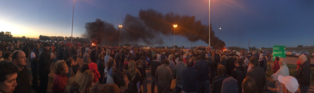 lapraderapulve's tweet image. #SAQUENELAGUA #GeneralVillegas se va ampliar la pasada de agua en rutas 118, 33 y 226. Hoy a la noche arranca x ruta 226 #cortede ruta