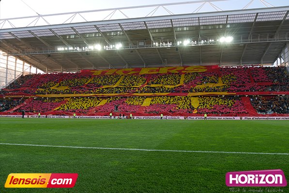 SportenBleu's tweet image. Un duel entre des Racing ( @RCLens- @RCSA) qui se termine sur un score de 1-1 #SportenBleu #rclrcsa 

Le résumé: k6.re/AoU_5