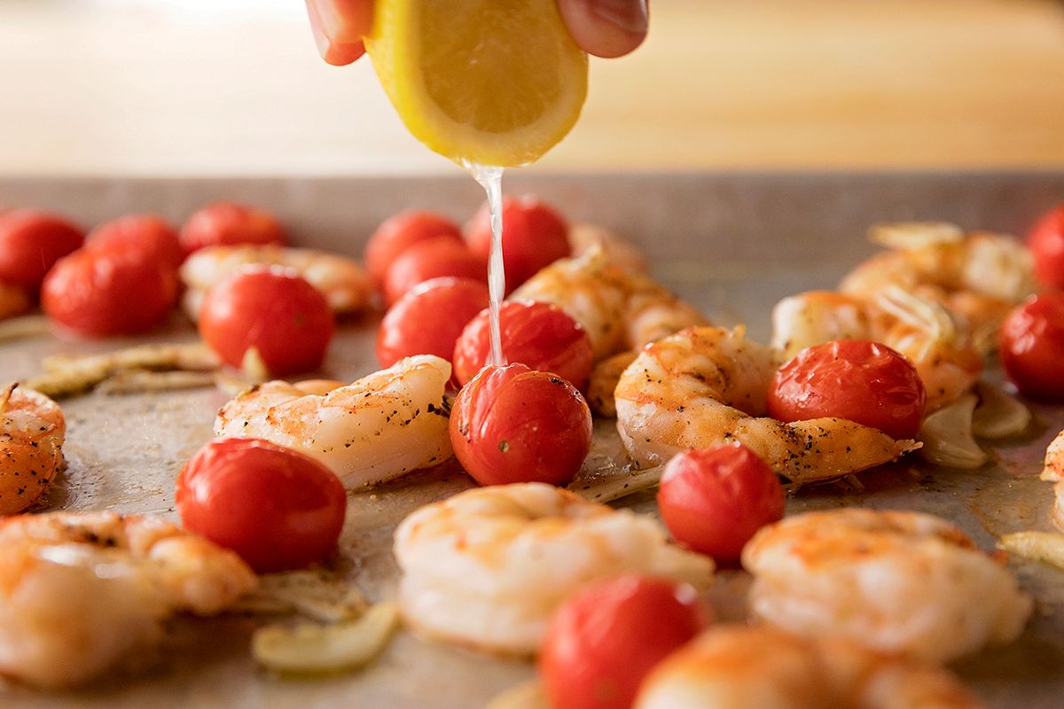 sousvideguys's tweet photo. Shrimp &amp; Tomato Sheet Pan Supper https://t.co/CZBF7W6GvT https://t.co/Ic9W9rbv27
