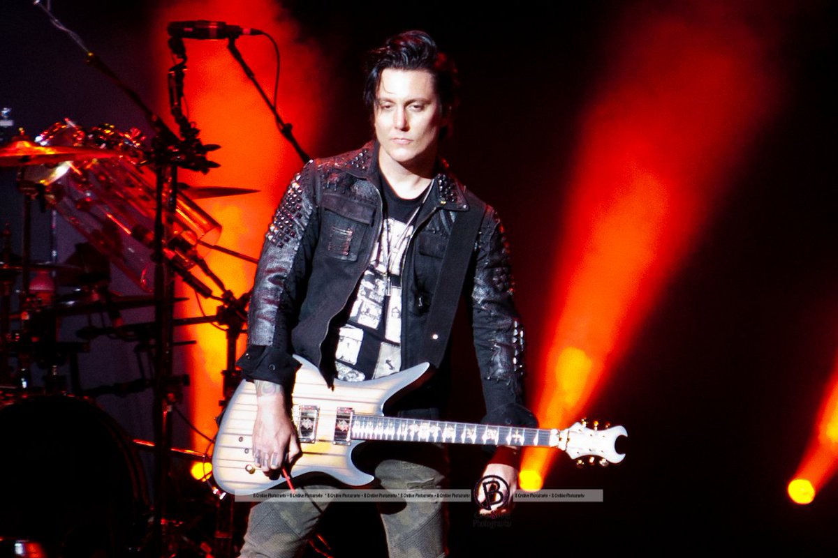 synyster gates on twitter virginia beach 5 5 2017