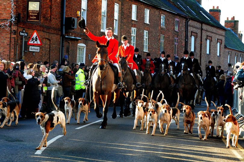 abbey_tsatsi's tweet photo. Fox hunt masters secretly 'mobilising' support for Theresa May because election... https://t.co/4jRABuunBa by #DailyMirror via @c0nvey https://t.co/h2ijSM0Cfh