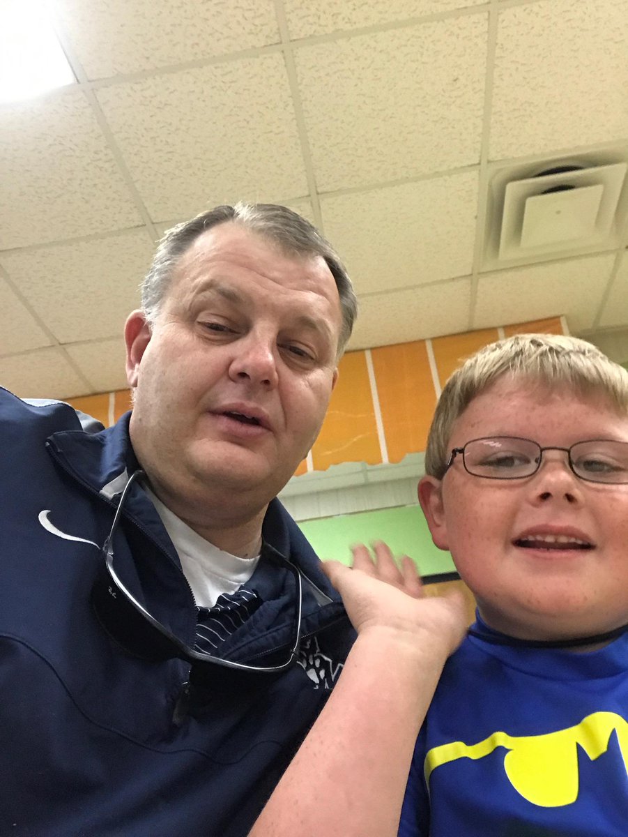 bmpslions's tweet photo. Best part if being a school principal? Kids! Just loving kids. @PaigeRaney https://t.co/sHzS2caN60