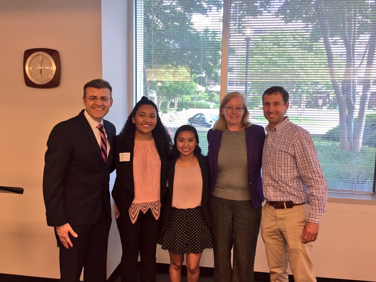 FCPSR2's tweet photo. Celebrating our students in FCPS -- HLA: Making a Difference! https://t.co/rXsjbSKiMI