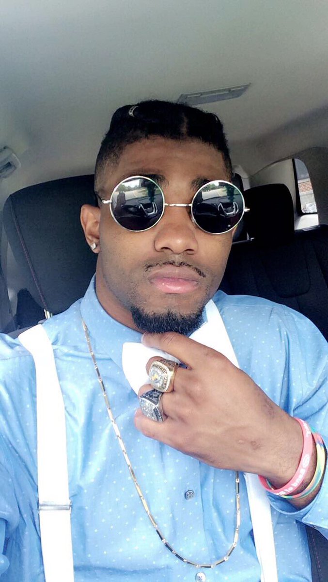 JWalk_HandsTeam's tweet photo. I'm on my way, ya dig!!! 🙏🏽👨🏾‍🎓💯💰 https://t.co/NS2E6Fc7OB