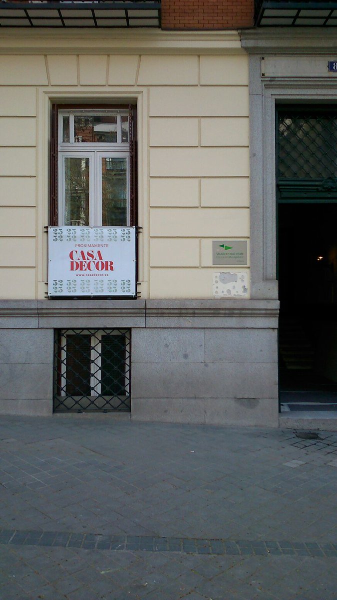 Hoy en #MAD en la previa de <a href="/CasaDecor/">Casa Decor</a> para ver la obra de <a href="/crucesestudio/">Lalo Cruces</a> para <a href="/linea3cocinas/">Línea 3 Cocinas</a>. ¡Ganas de ver la transformación de espacios!