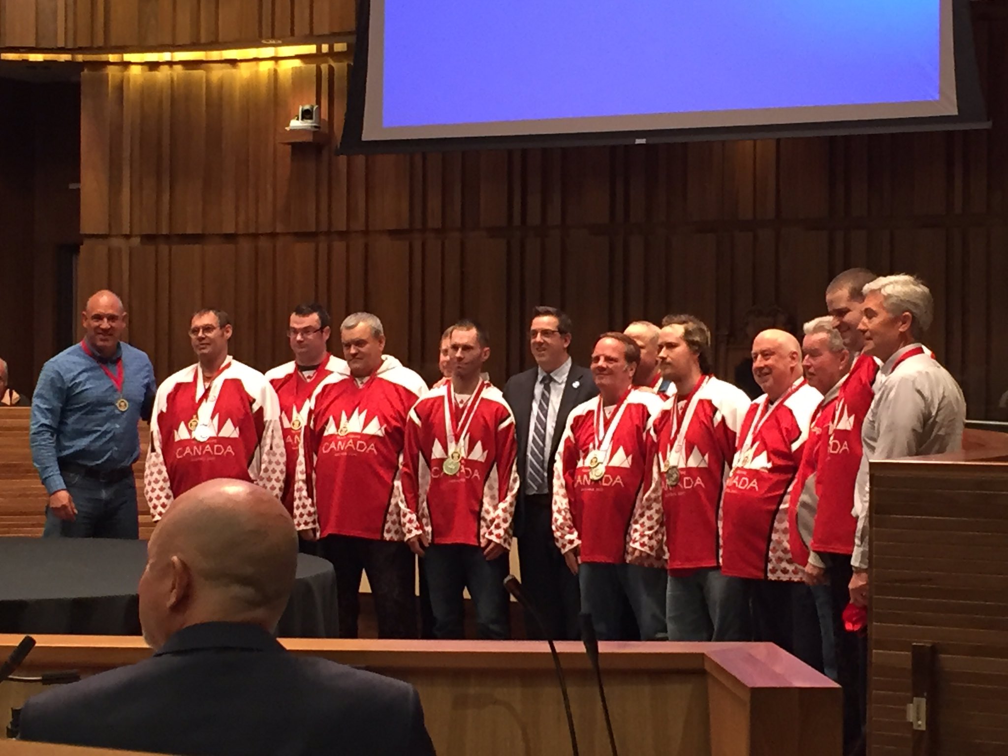 Team shot. https://t.co/KnjUiQFXpF