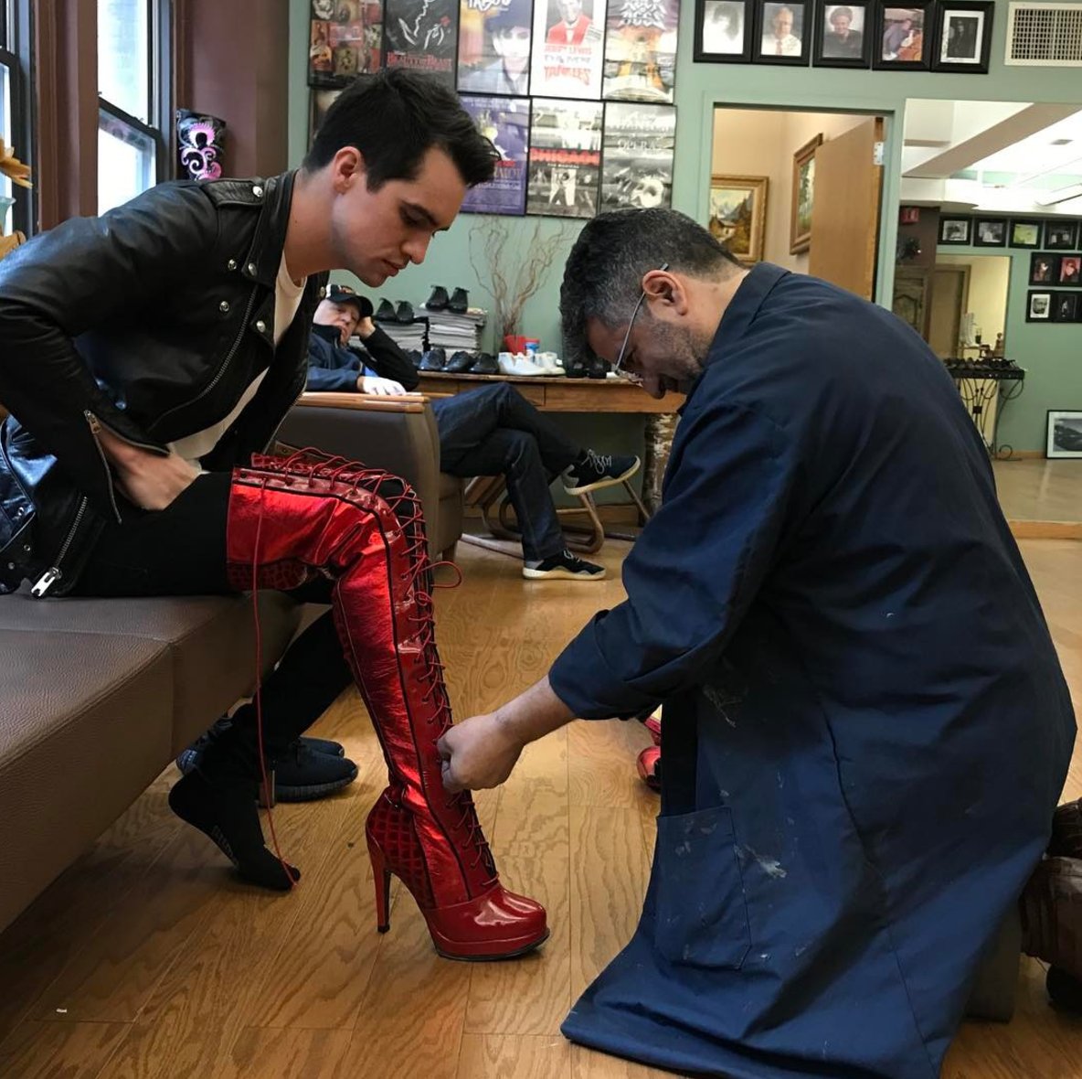 PanicAtTheDisco's tweet image. It just became so real. @kinkybootsbway