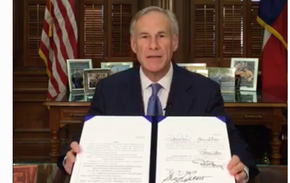 Jennhutton2's tweet image. #MondayMotivation 💪🏼
Texas Governor Signs 🖋
 Law That BANS 🚫
 Sanctuary... ln.is/3eYK0 by #Maryfis90730348 via @c0nvey