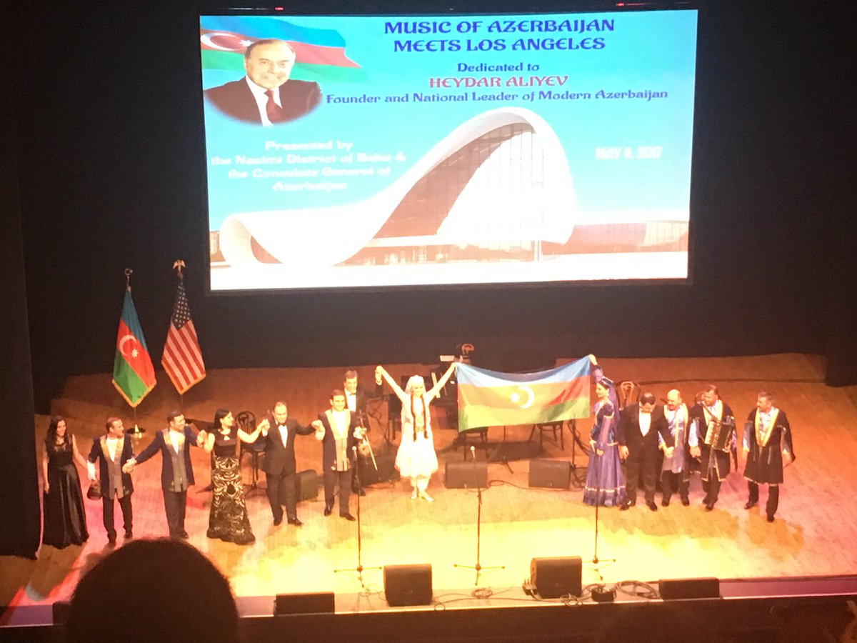 AZAFPT's tweet image. "Music of Azerbaijan Meets Los Angeles" was performed last Saturday at the @LAOrpheum! Don't miss it in #SanDiego: ow.ly/3p4y30by8Np