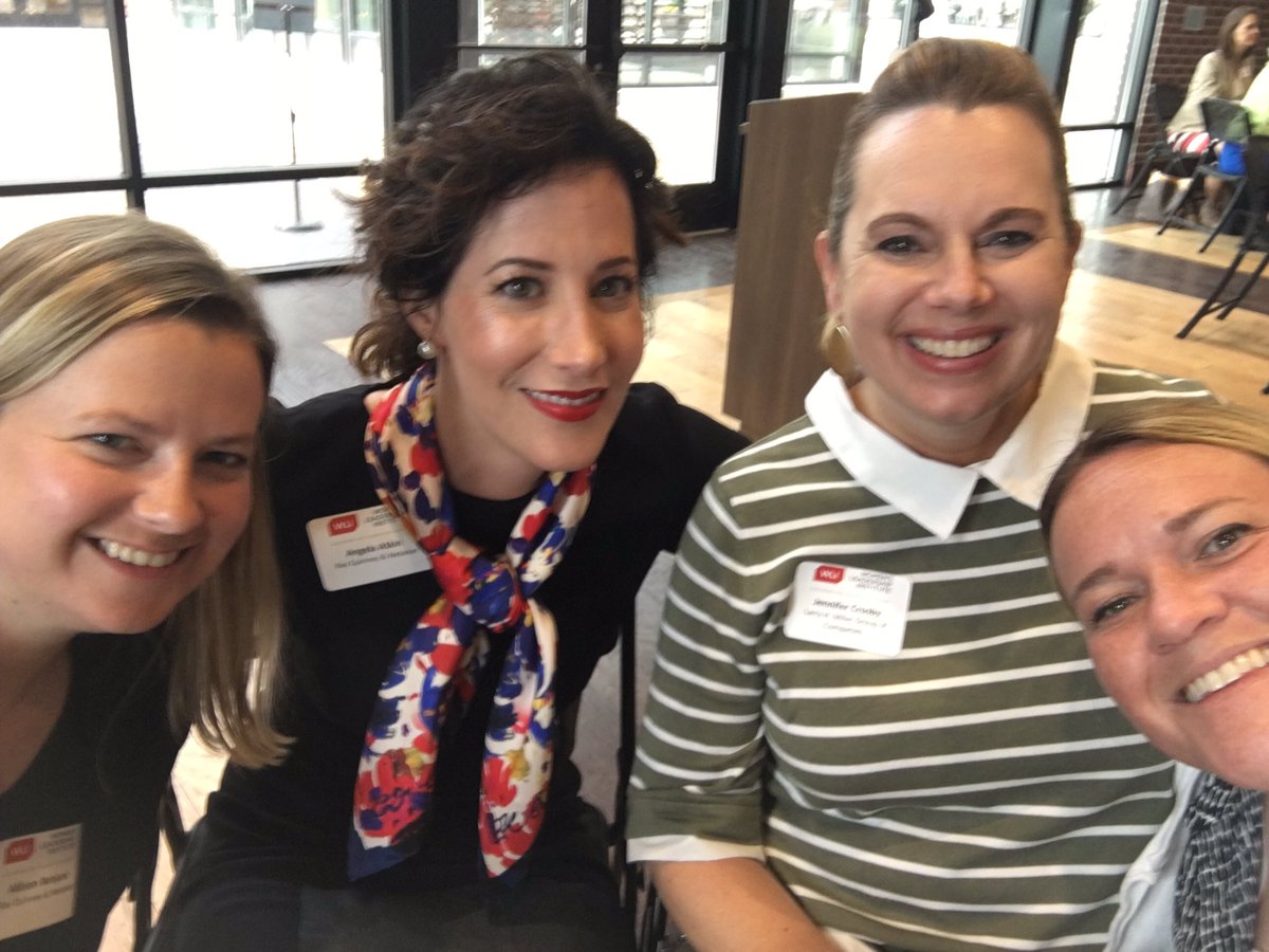 CameraCoats's tweet photo. @utwomenlead Angela Atkin &amp; Alluson Behjani (Ray Quinney &amp; Nebeker) Jennifer @larryhmillerhon #challengeaccepted17 https://t.co/vIED0MhNCC