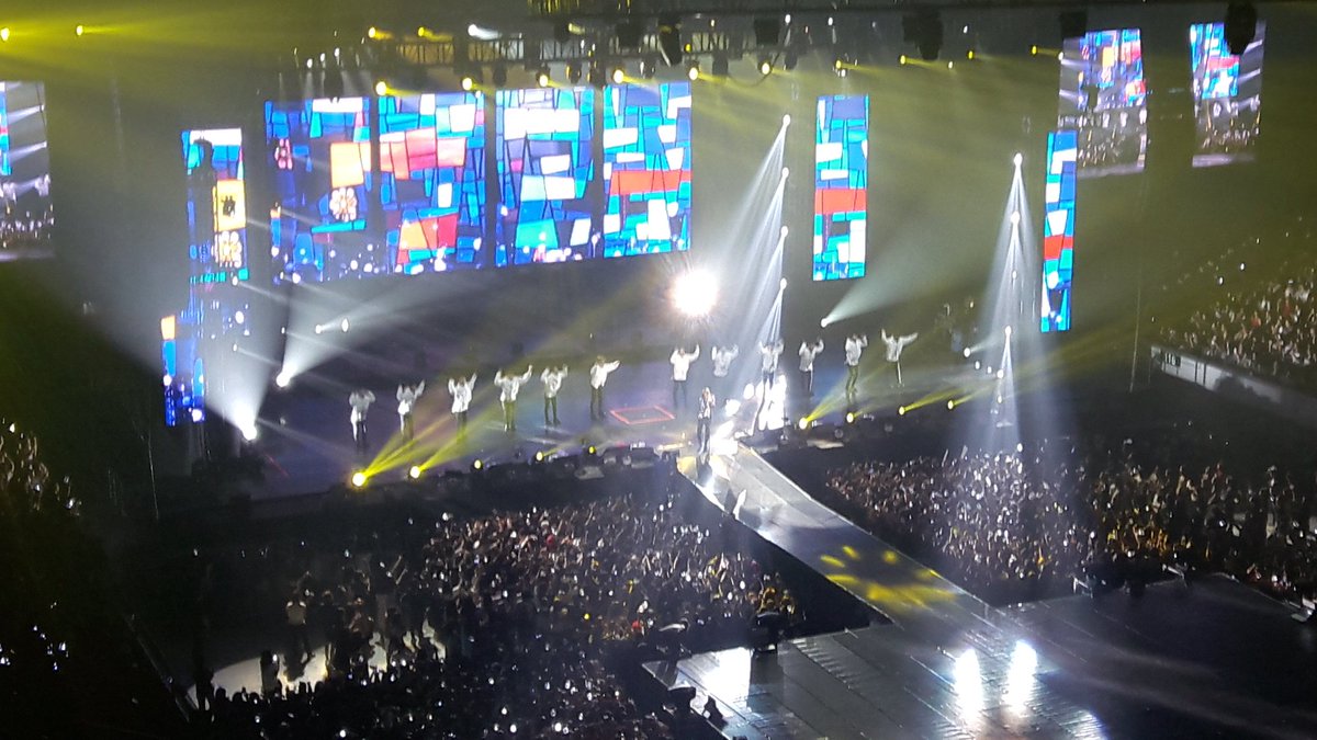mochiimae's tweet photo. Hoseok file. ๐น๐ #Mama #Mamaperformance #BTSWingstourinManila #Day1 #WINGSTourInManila #Hoseok #Jhope #BTS https://t.co/F5XDouoTOe