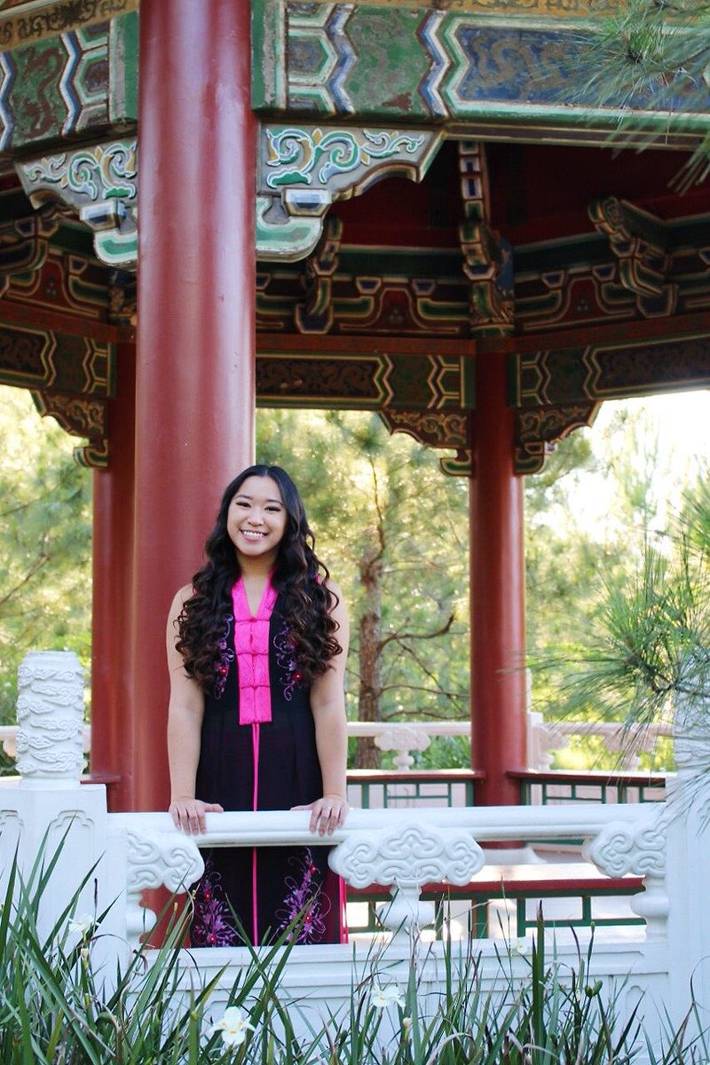 karispham's tweet image. for the culture 🎎⛩ #SeniorPictures2017 
PC 📷: @destinyaliya