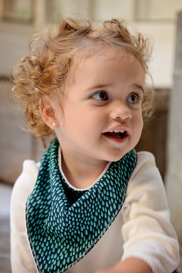 mamato_kids's tweet photo. A este día gris lo encaramos con una sonrisa! ☔️😊 Conseguí este #babero cancherisimo y más en https://t.co/urPXXjDIdG #mamato #bibs #dribs https://t.co/uenC2lvBtf