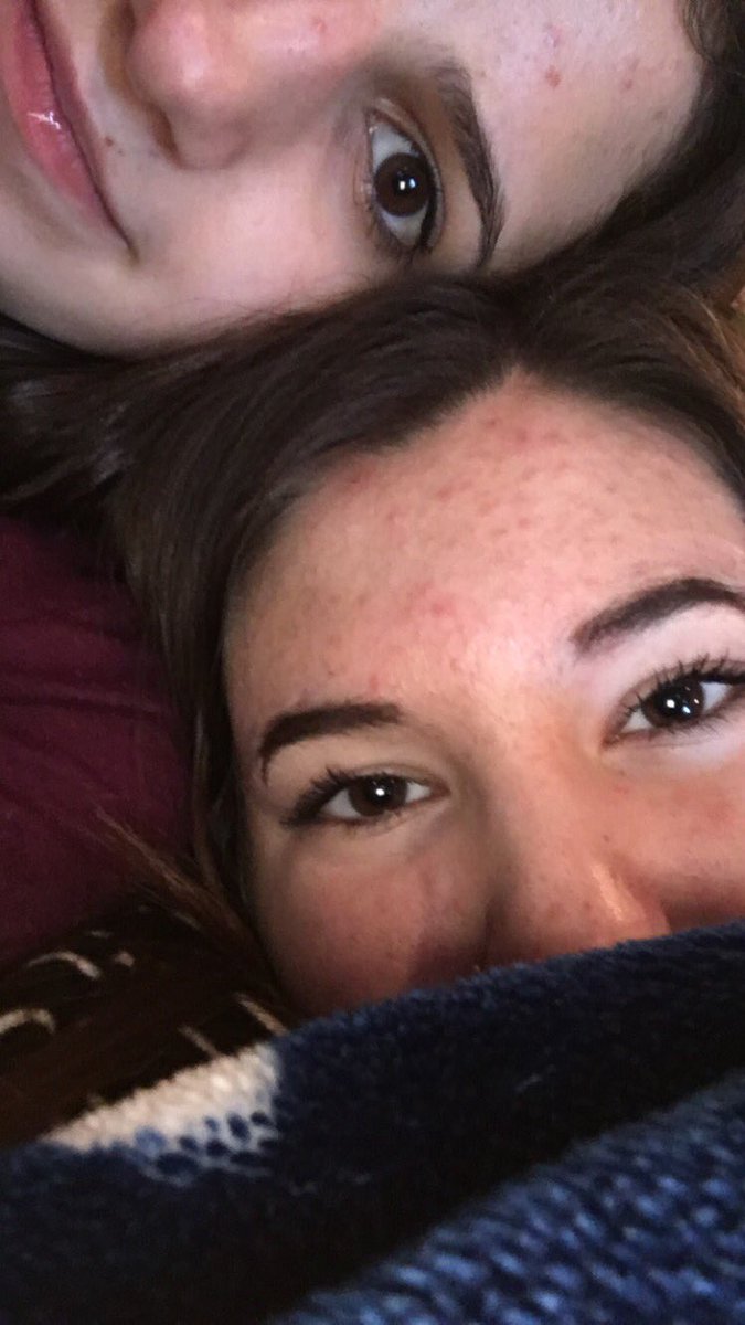 sydweller's tweet photo. Happy bday sab💕I'm glad we had the crusty musical so I could see u more 🤗 the bachelor's coming and u r my date so be ready! enjoy 17 ;) https://t.co/YLLi52kbie