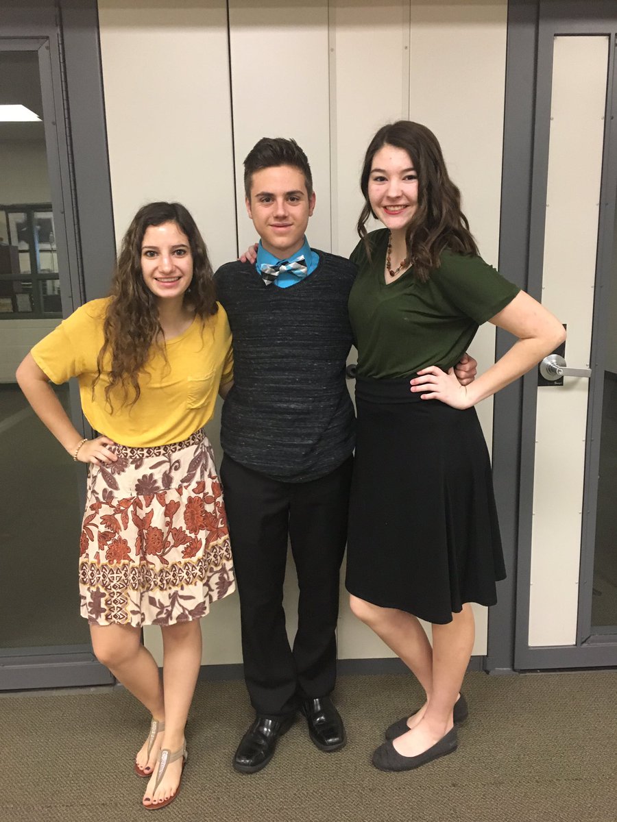 sydweller's tweet photo. Happy bday sab💕I'm glad we had the crusty musical so I could see u more 🤗 the bachelor's coming and u r my date so be ready! enjoy 17 ;) https://t.co/YLLi52kbie