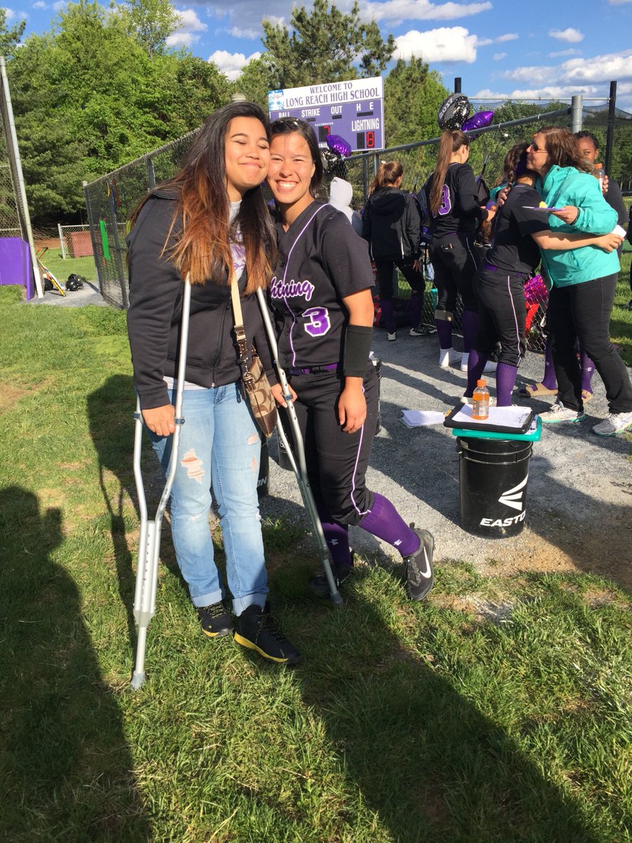 superisaaa6's tweet photo. super proud of my little sisters for beating marriotts ridge on senior day💜 #LRHSProud @smoy4444 @raerae1237 https://t.co/lUQaliNrPG
