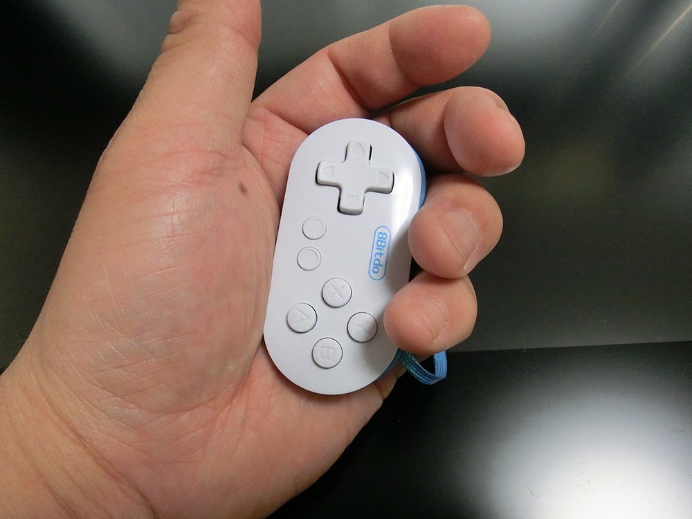 おが光一 Raytrektab用の左手デバイスに中華な手のひらサイズジョイパッドをamazonで購入しました Bluetooth接続してjoytokeyでショートカットキー登録して使用 タッチ画面操作が激減して作画に集中できていい感じなのです T Co Jmwchfhpbk