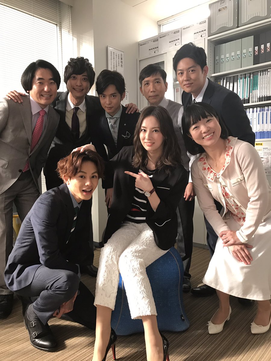 むん ダイエット垢 あぁー北川景子可愛いな 身長そんなに高くないのにすごくスラッとして見えるし小顔で鼻筋しゅっとして手首細くて足綺麗で本当に憧れ ダイエット頑張ろう ｰ Dｰ و