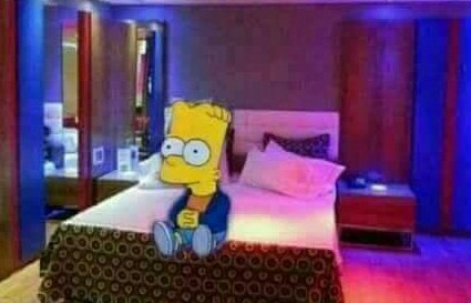 Cuando vas por primera vez a un motel. https://t.co/6GNaloMSFE<a href="/tag/ladypizza"class="tags"><span>#ladypizza</span></a>