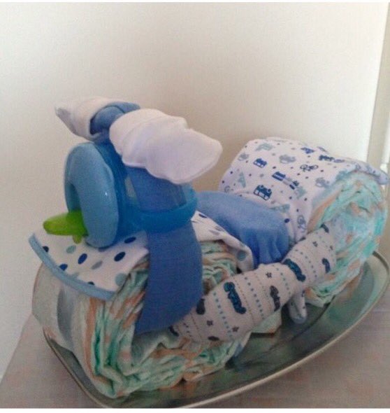 NannyBoos's tweet photo. #motorbike #nappycake #blueforboys #nappies #bibs #scratchmitts #feedingcup #muslincloth #baby #essentials #contactme https://t.co/gM0r8wsOlU