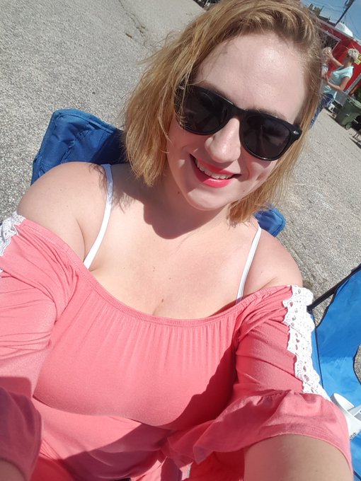 Got my ass fried this weekend but I look cute right? https://t.co/lbJEfQ6rKh<a href="/tag/mvsales"class="tags"><span>#mvsales</span></a>