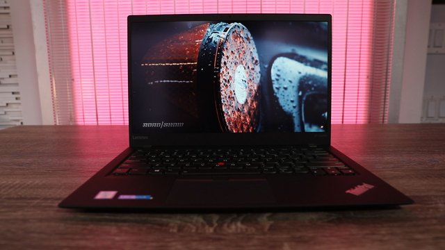 VannessTks's tweet photo. The Lenovo ThinkPad X1 Carbon targets traditional travelers - Video https://t.co/xquDmVPk42 https://t.co/h0TS2XpkFb